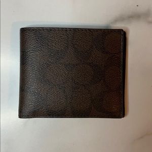 Men’s Coach Wallet.
